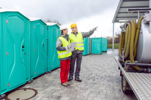 Best VIP or Luxury Restroom Trailers  in Glendale, AZ